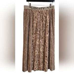 Puma Brown Floral Skirt Waist 32"-40”Length 33” Liberty